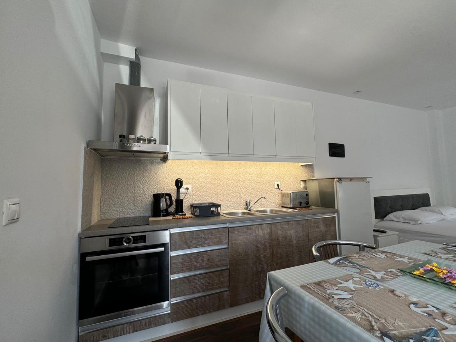 קסאמיל Sulozeqi Apartments מראה חיצוני תמונה