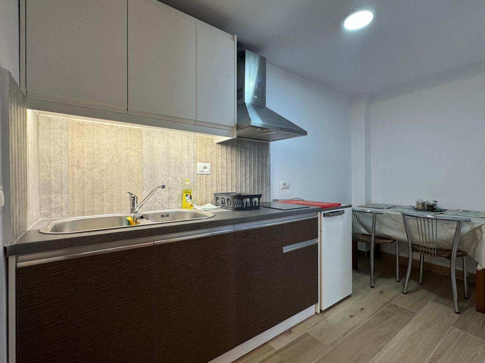 קסאמיל Sulozeqi Apartments מראה חיצוני תמונה